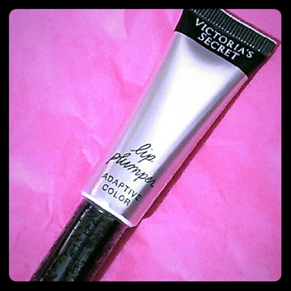Victoria's Secret Lip Plumper- NWB- Sealed Package!!